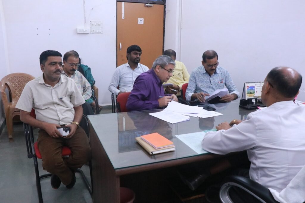 बालाघाट जनगणना 2027 की बड़ी तैयारी, अपर कलेक्टर की अहम बैठक 1 बालाघाट जनगणना 2027 की बड़ी तैयारी, अपर कलेक्टर की अहम बैठक