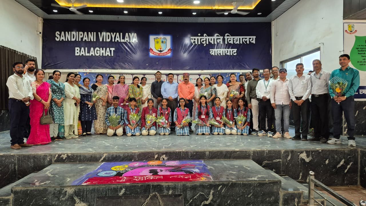 सांदीपनि विद्यालय बालाघाट का कमाल, 10वीं-12वीं रिजल्ट में प्रदेश मेरिट में छाए छात्र