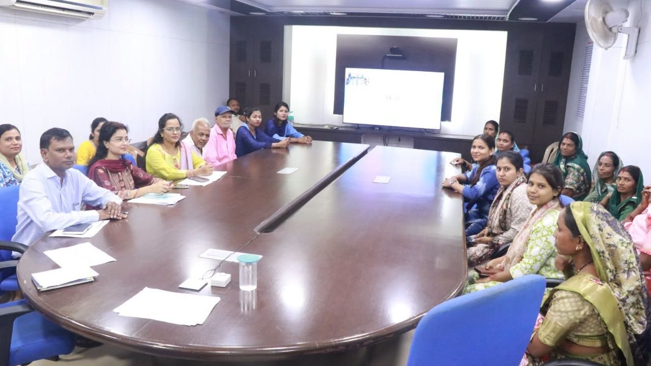 लाड़ली बहना योजना से बालाघाट की महिलाओं को बड़ी राहत, उज्ज्वला और पेंशन की राशि भी खातों में पहुंची