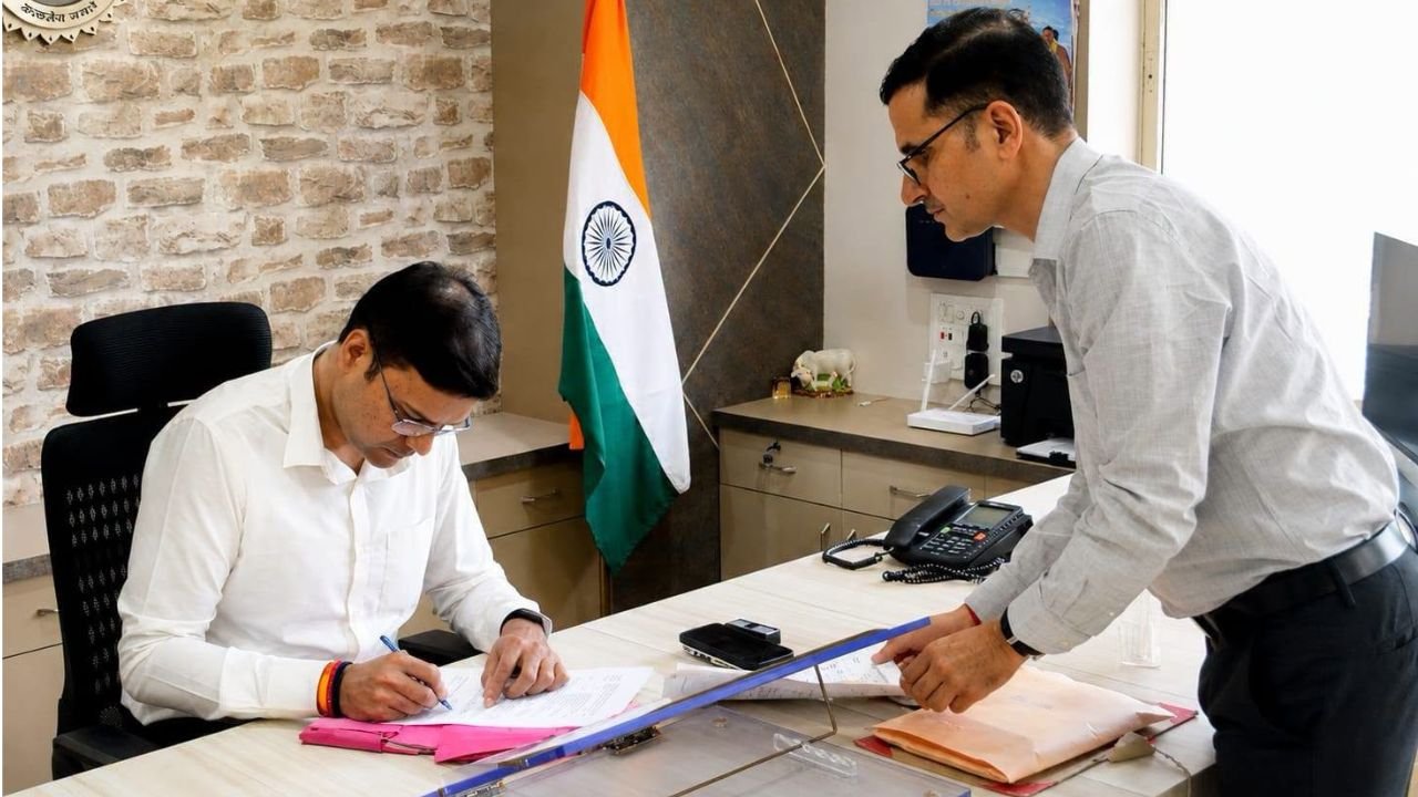 बालाघाट कलेक्टर कुमार सत्यम ने संभाली कमान, प्रशासन में पारदर्शिता और जनसेवा को लेकर किया बड़ा ऐलान