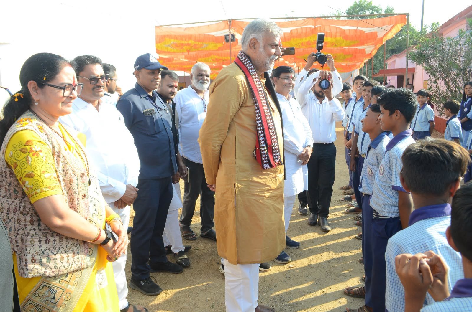 15 Balaghat News: मंत्री प्रहलाद पटेल का बड़ा ऐलान, 124 करोड़ के विकास कार्यों से बदलेगी गांवों की तस्वीर